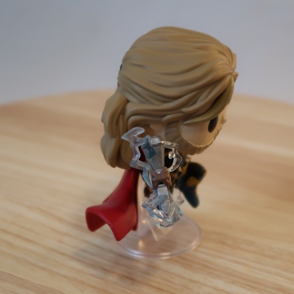 Funko Pop - Marvel: Thor #1040 (Thor: Love and Thunder) - [NO BOX] - Picture 2 of 4